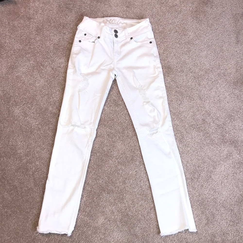 Wallflower white skinny jeans